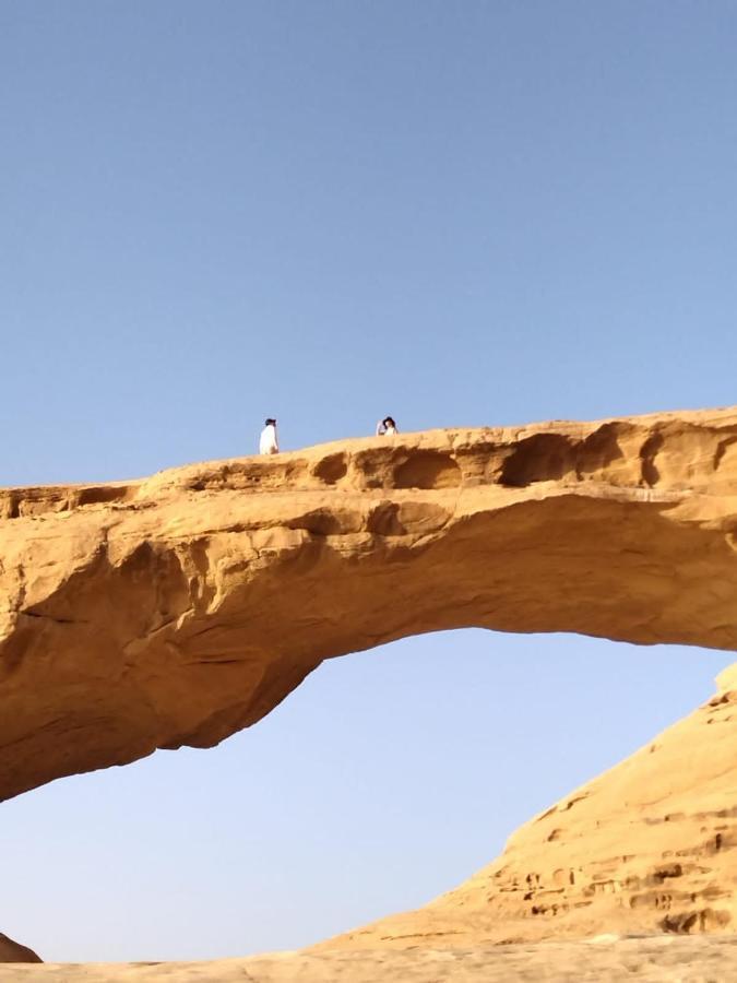 Luxury tent Aranda Camp & Jeep Tour Wadi Rum