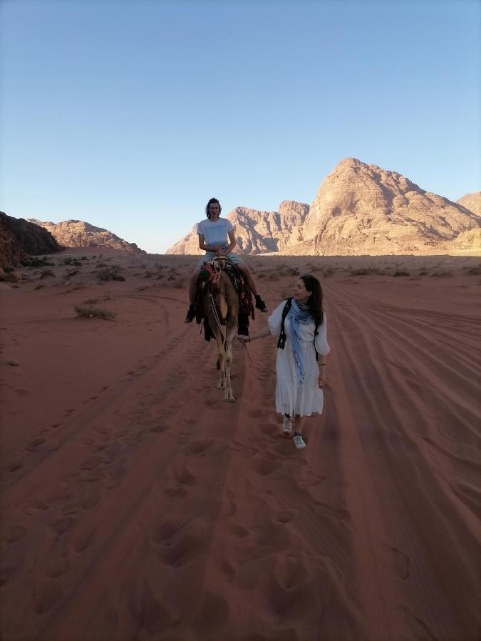 Aranda Camp & Jeep Tour Wadi Rum