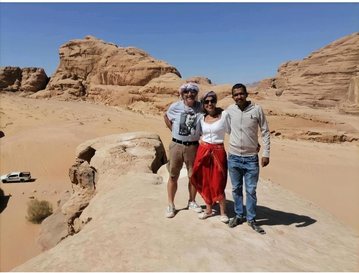 Luxury tent Aranda Camp & Jeep Tour