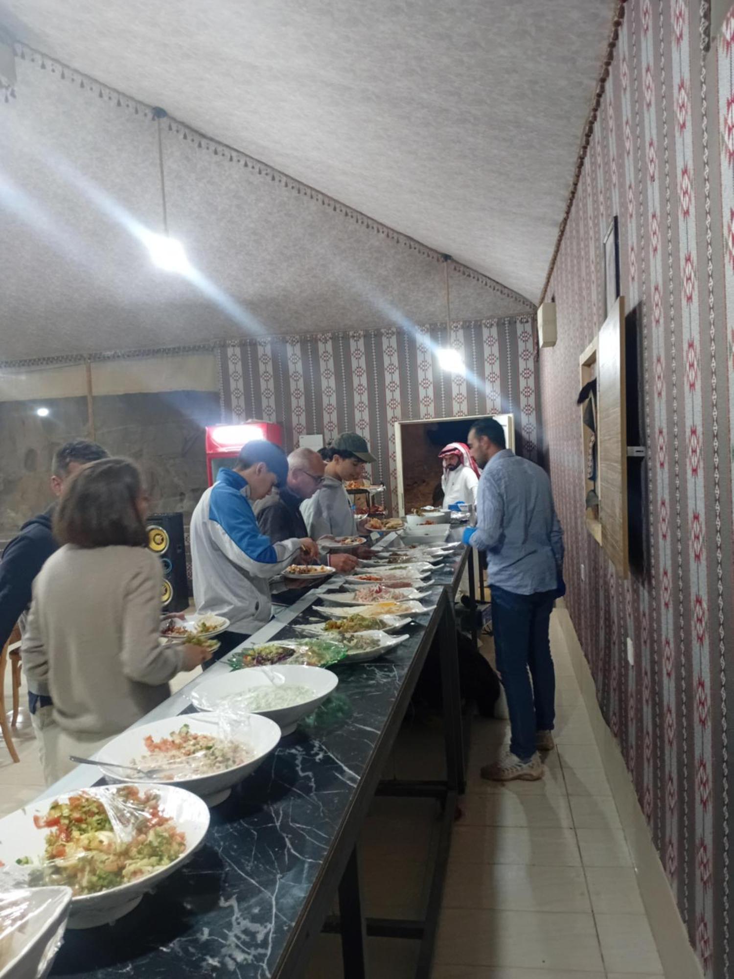 Luxury tent Aranda Camp & Jeep Tour